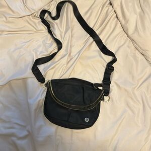 Lululemon Mini Festival Bag